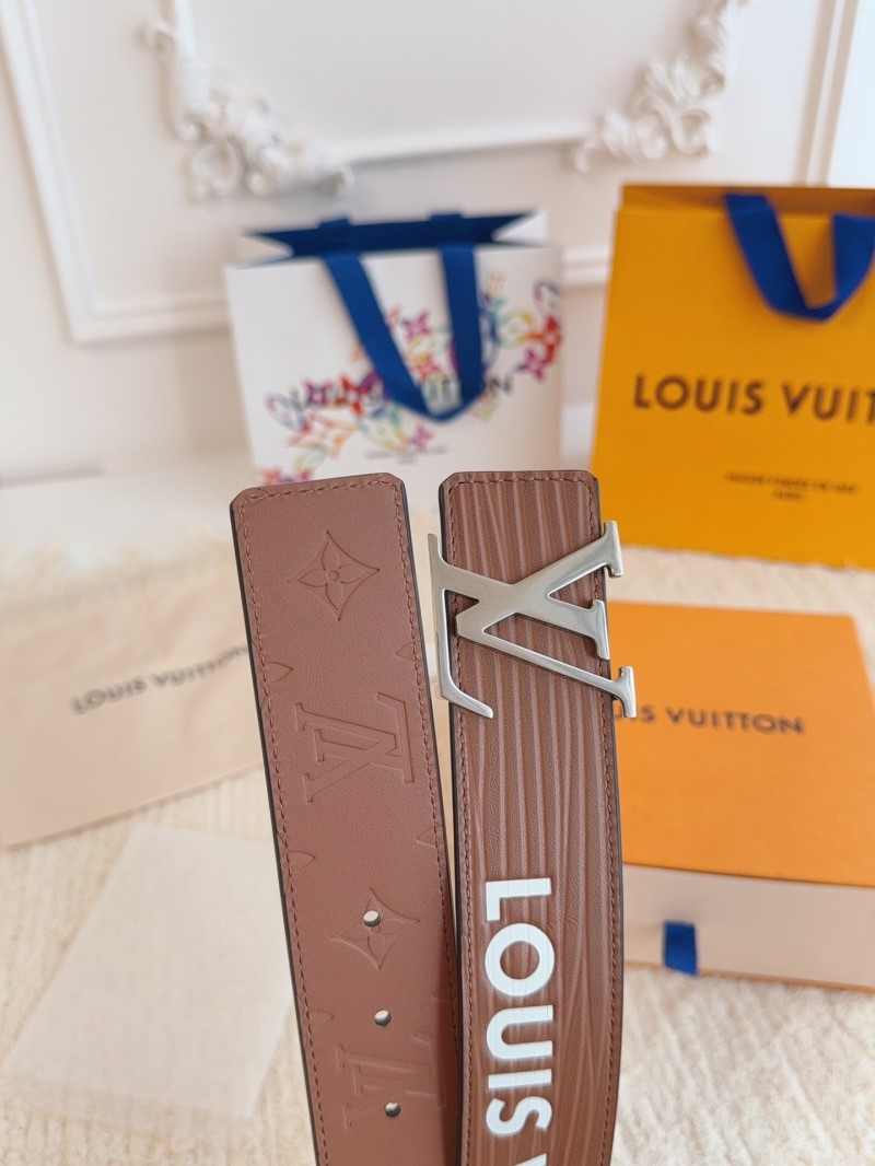 l0vis Vvtt0n belts